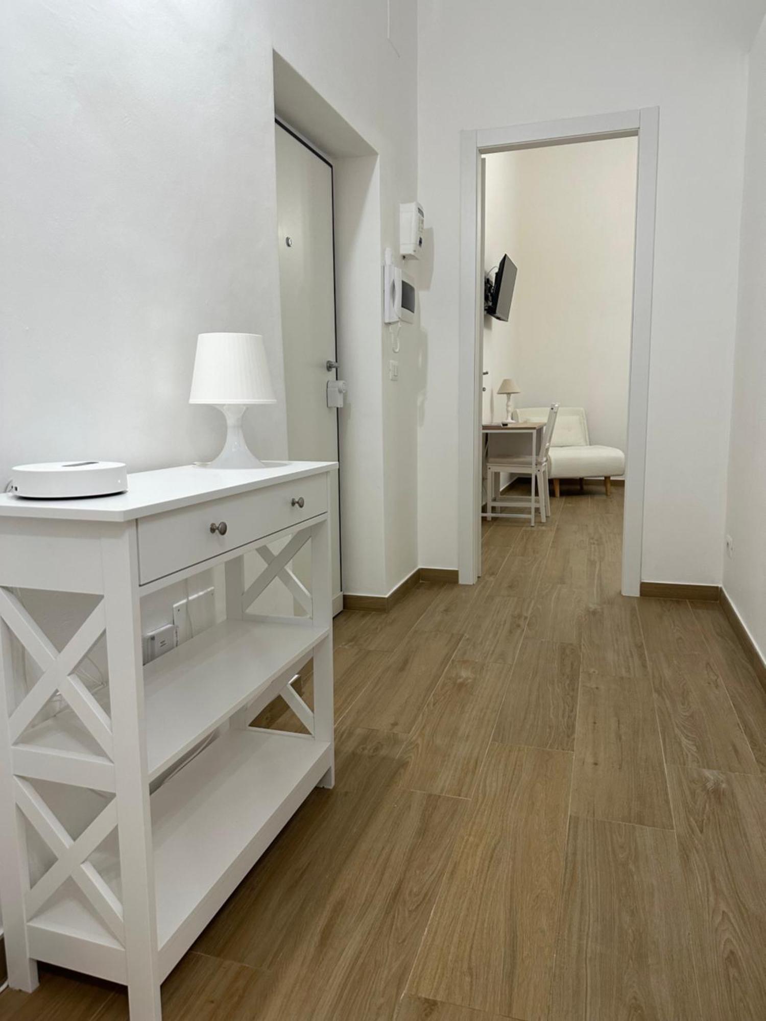 Apulia White House 59 Apartment Bari Bagian luar foto