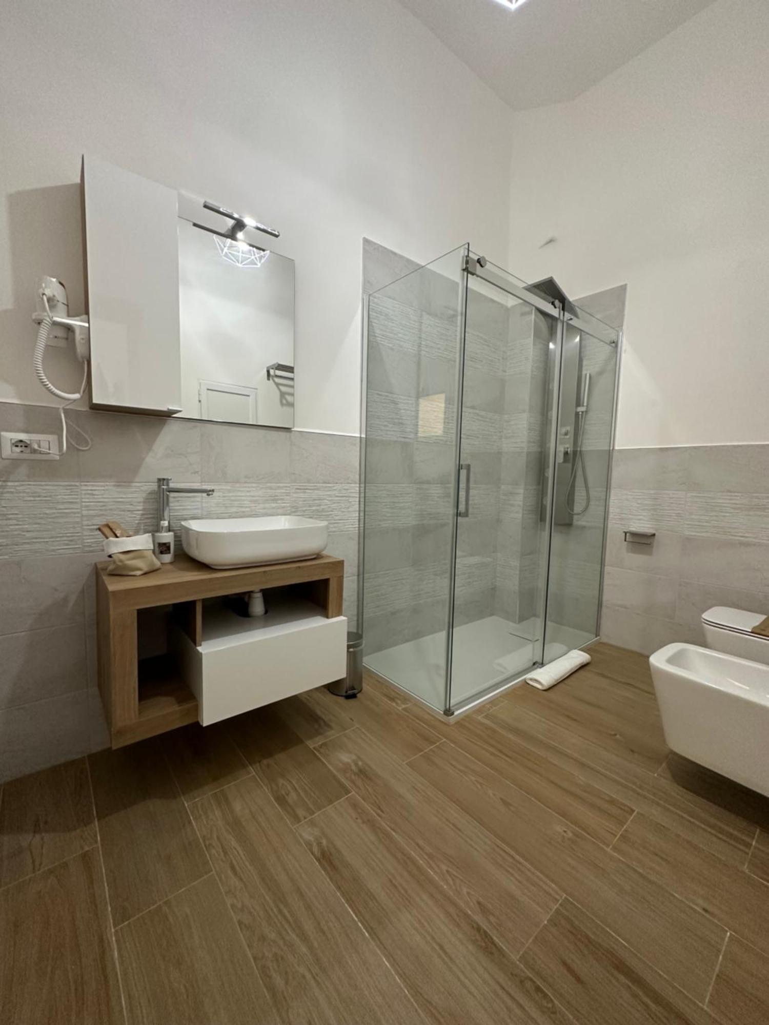 Apulia White House 59 Apartment Bari Bagian luar foto