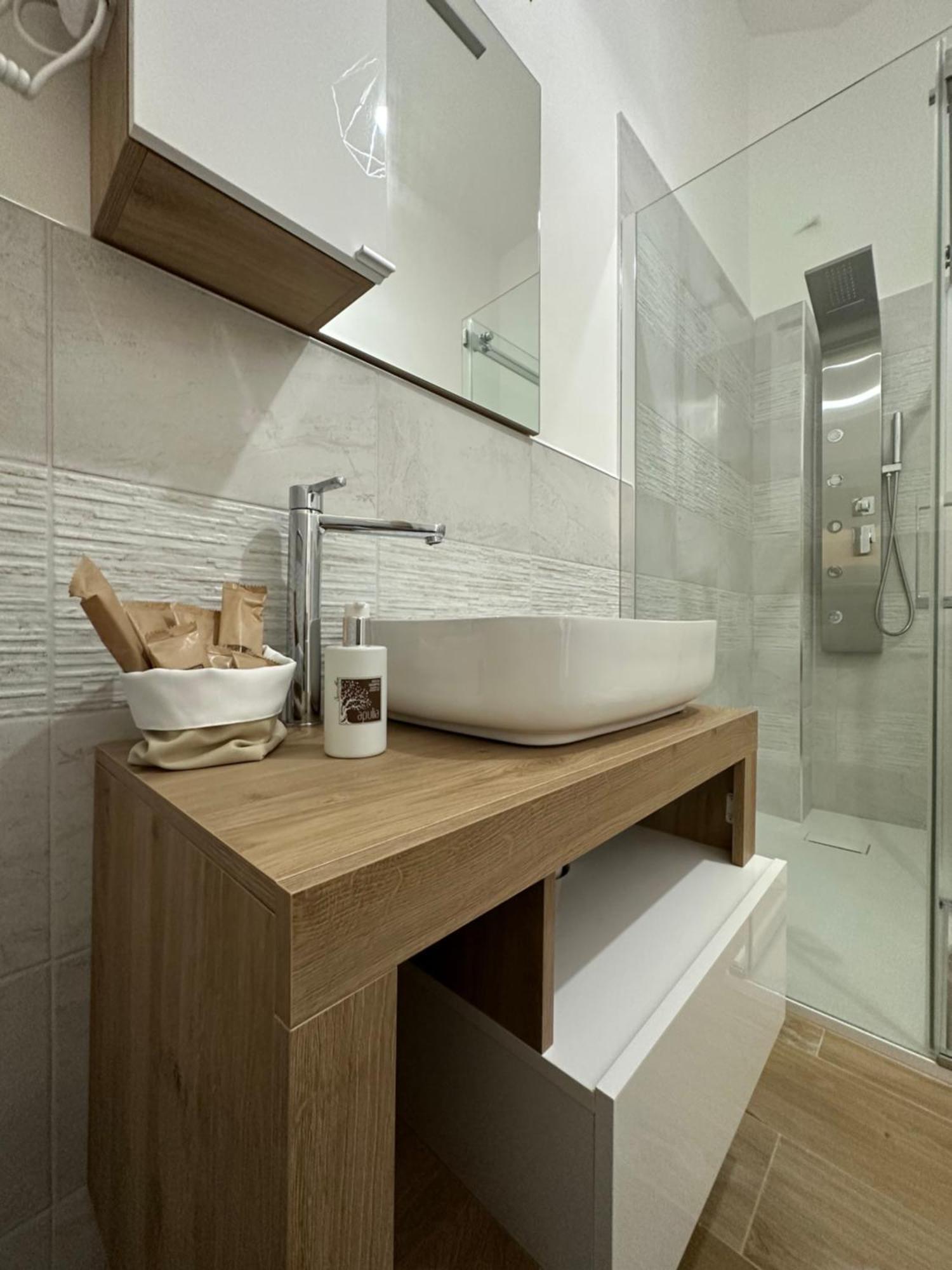 Apulia White House 59 Apartment Bari Bagian luar foto