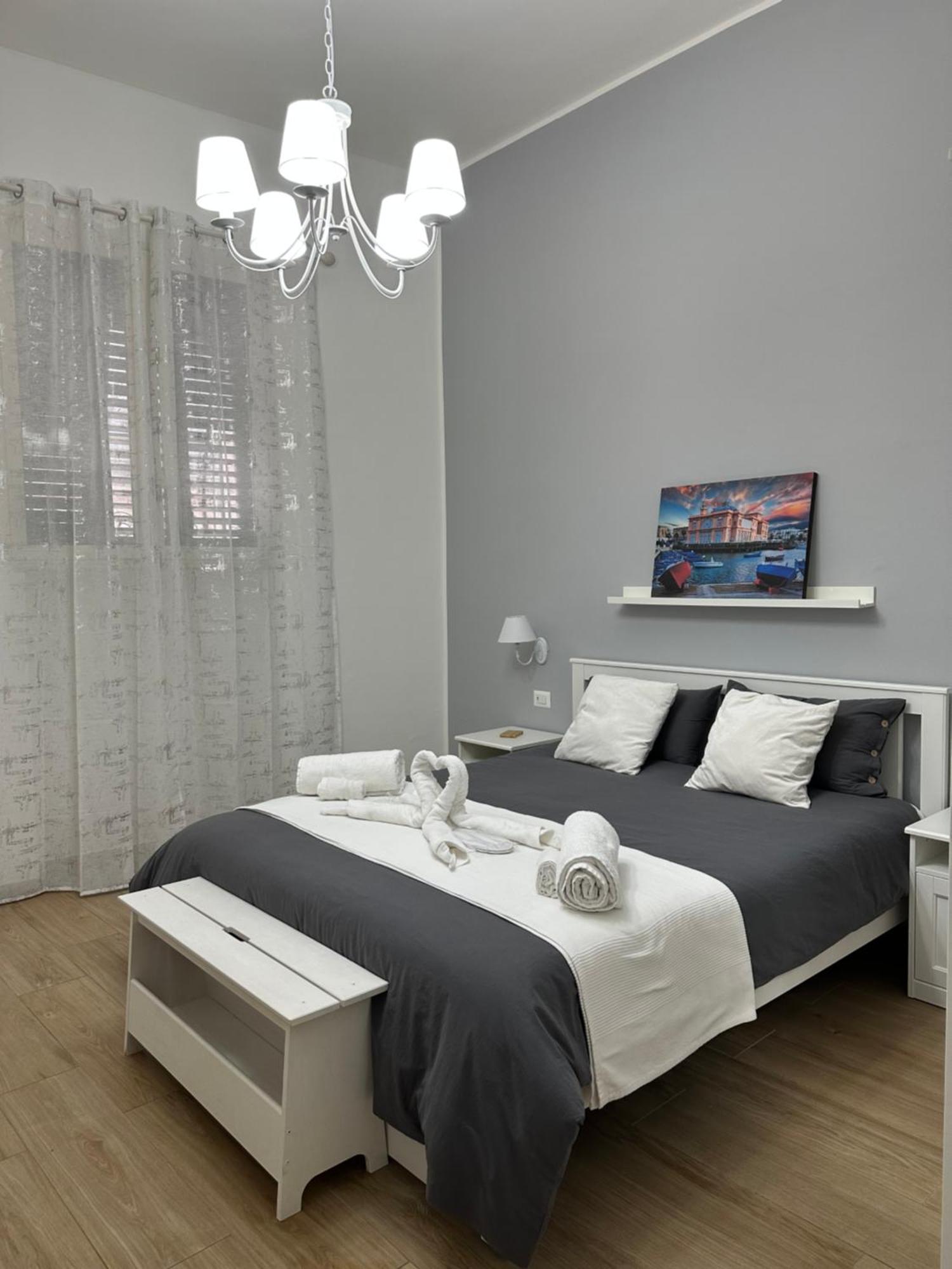 Apulia White House 59 Apartment Bari Bagian luar foto