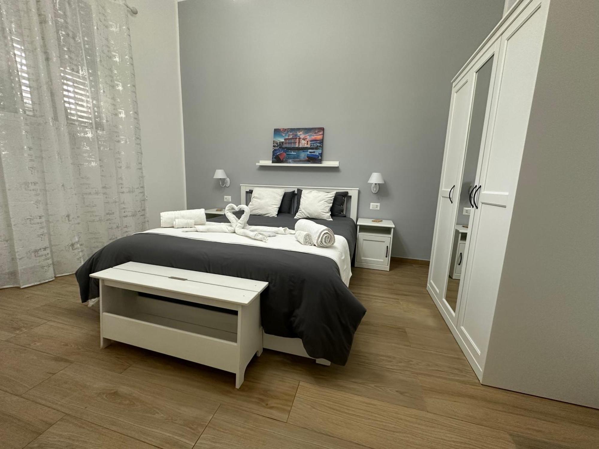 Apulia White House 59 Apartment Bari Bagian luar foto