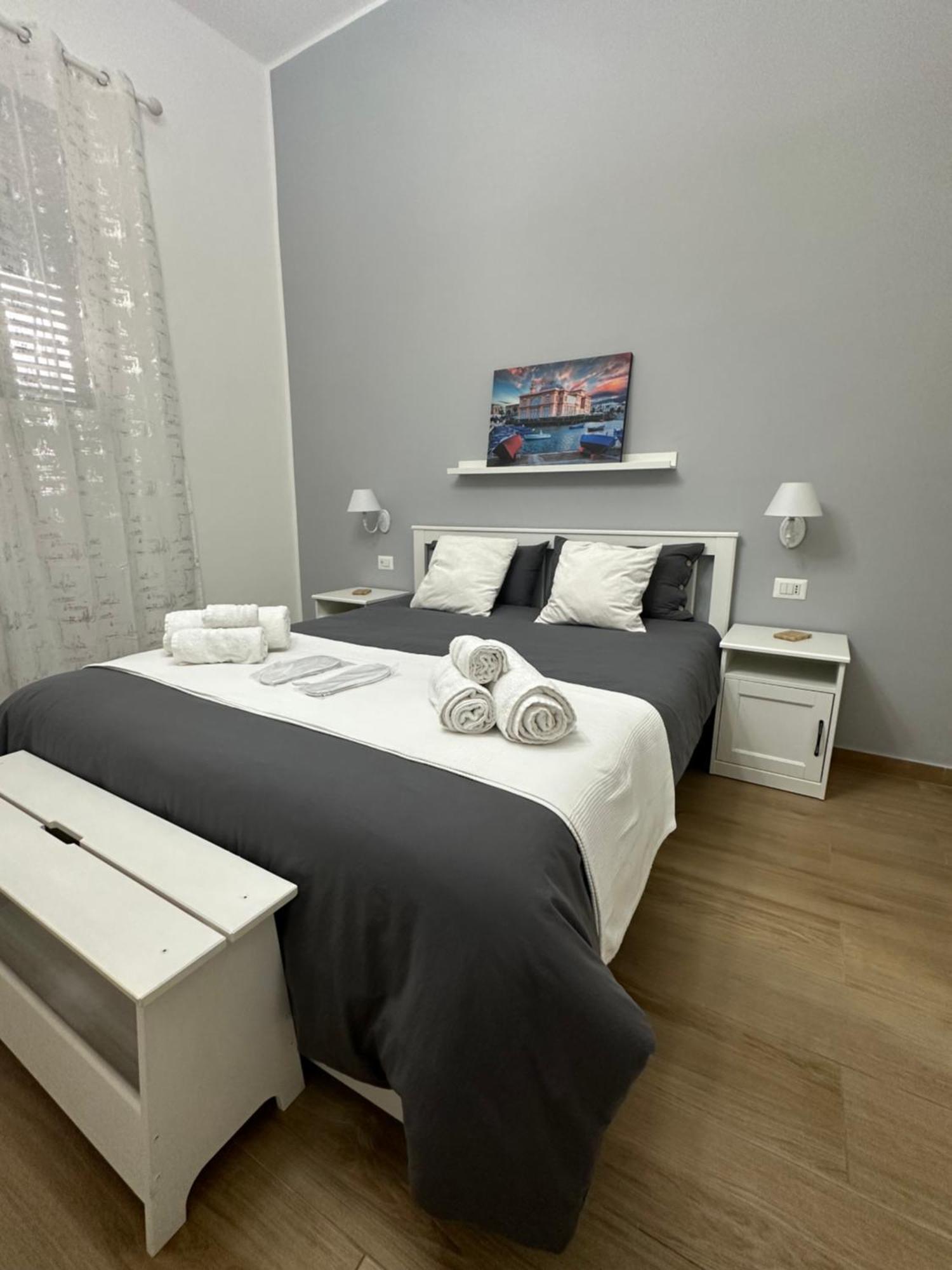 Apulia White House 59 Apartment Bari Bagian luar foto